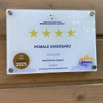 Pomale Vendeghaz * Révfülöp