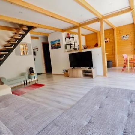 Casa de Férias Pomale Révfülöp