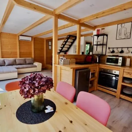 Holiday home Pomale Vendeghaz