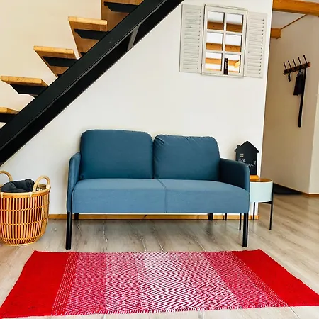 Pomale Vendeghaz * Révfülöp