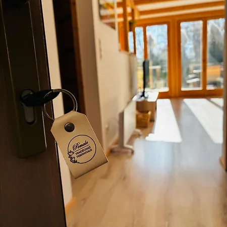 Pomale Vendeghaz 度假居 Révfülöp